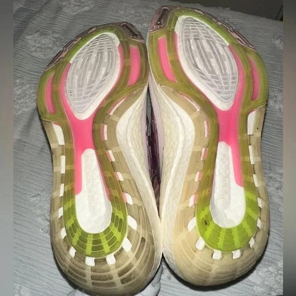 Adidas Ultraboost 21 Running Shoes - Picture 7 of 9